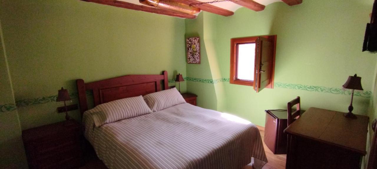 Hotel Rural Abuelo Rullo Terriente Buitenkant foto